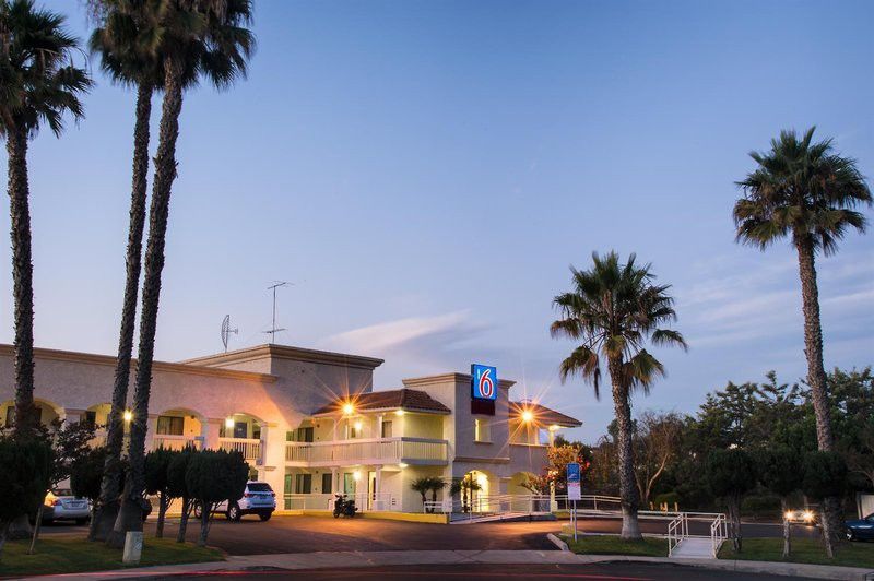 Motel 6-Carlsbad, CA Beach Exterior foto