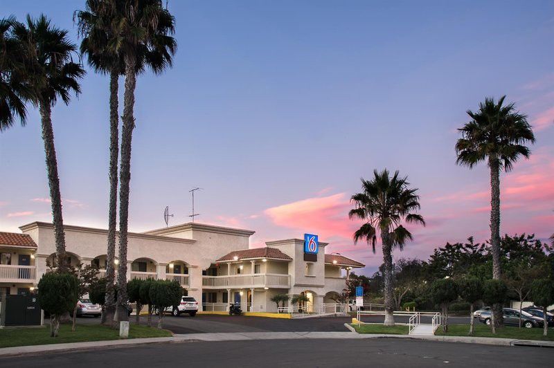 Motel 6-Carlsbad, CA Beach Exterior foto