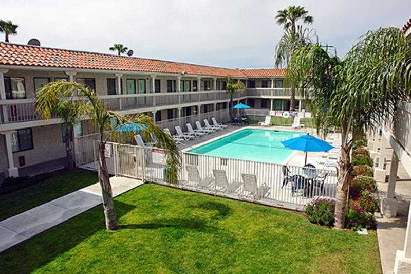 Motel 6-Carlsbad, CA Beach Exterior foto