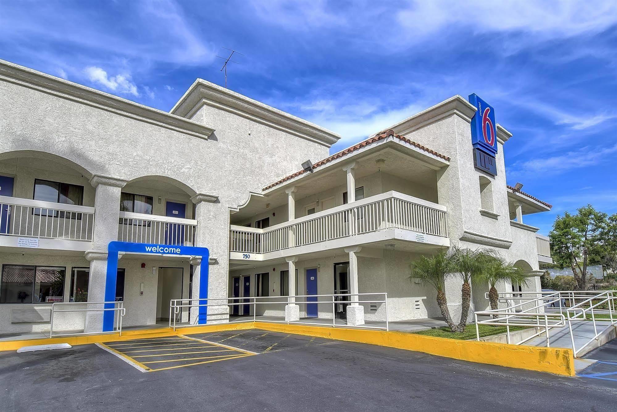 Motel 6-Carlsbad, CA Beach Exterior foto